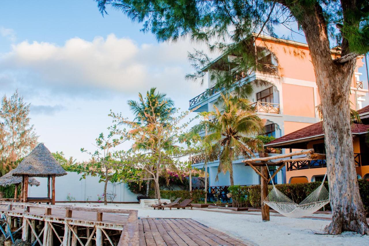 Mnarani Beach Hotel Nungwi Exterior foto