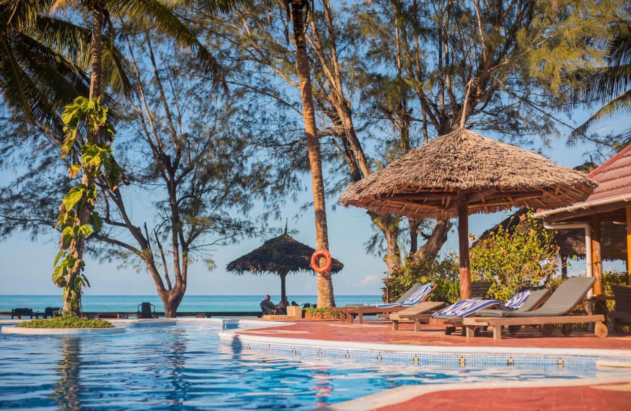 Mnarani Beach Hotel Nungwi Exterior foto